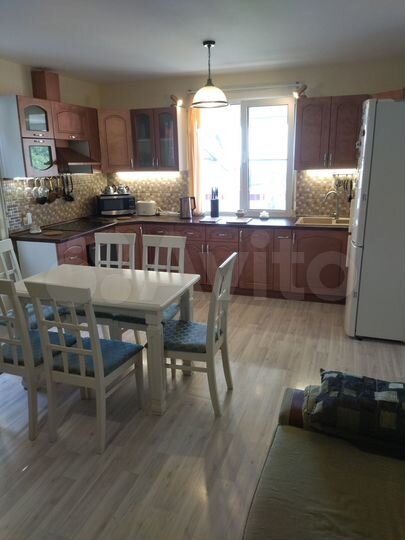 Дом 98,9 м² на участке 4 сот.