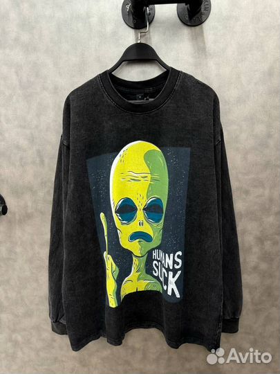 Классный оверсайз свитшот