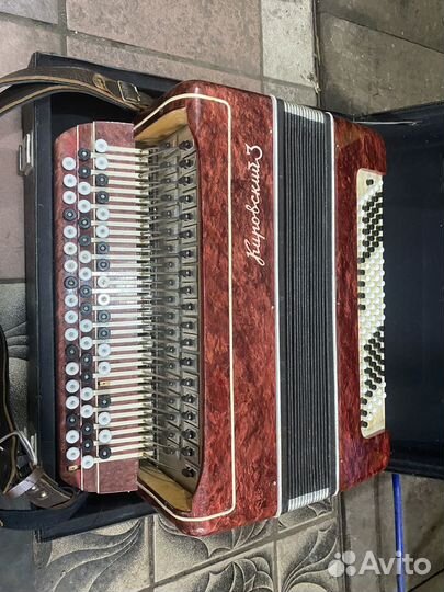 Баян кировский 3