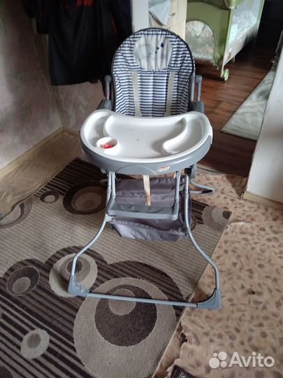 Стульчик для кормления
