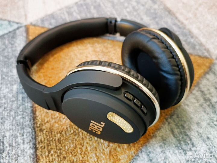 Беспроводные наушники JBL 860