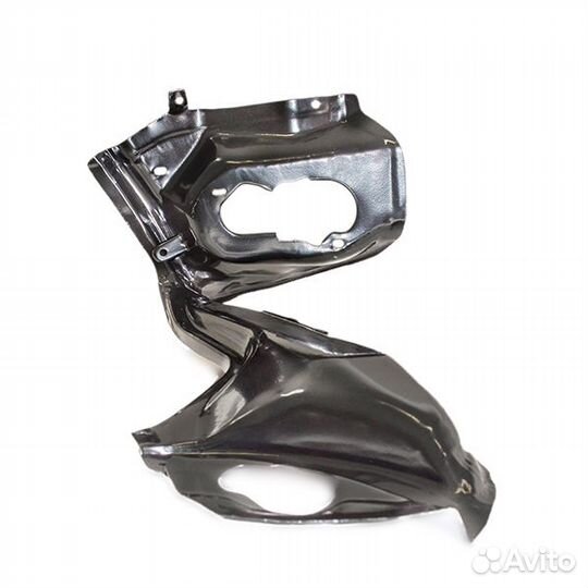 Усилитель заднего крыла правый mazda