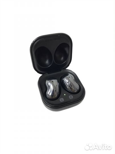 Беспроводные наушники Samsung Buds Live