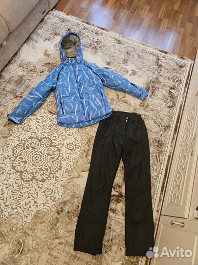 Женский зимний (лыжный) костюм Salomon, размер S