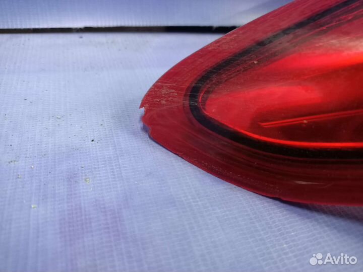 Фонарь задний левый Ford Focus 3 хэтчбек