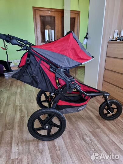 Прогулочная коляска BOB Revolution Pro