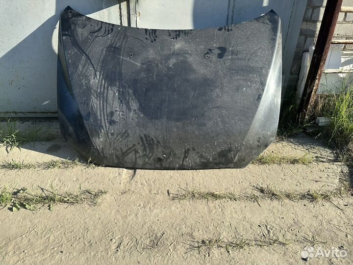 Капот lancer 10