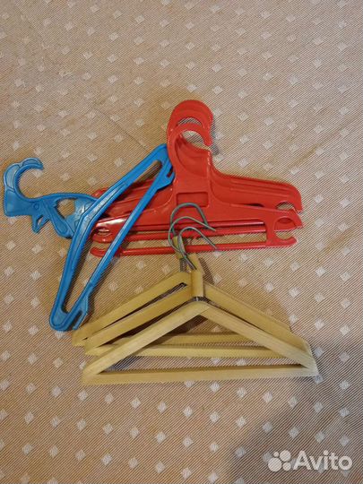 Вешалки плечики детские
