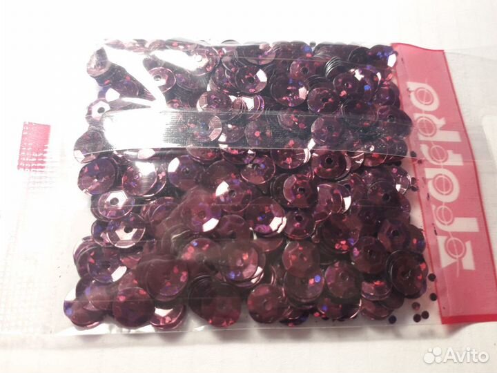 Пайетки пришивные на одежду(россыпью)