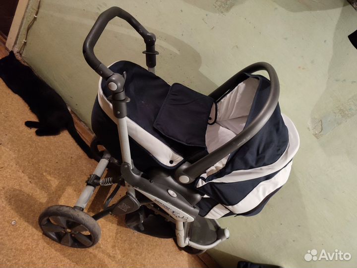 Коляска 3 в 1