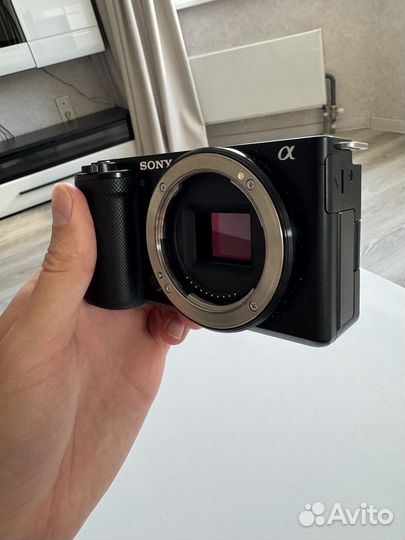 Камера sony ZV-E10 + Tamron 11-20mm + Sony 50mm