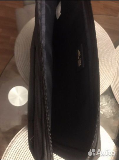 Кейс (сумка) для макбука (ноутбука) rivacase