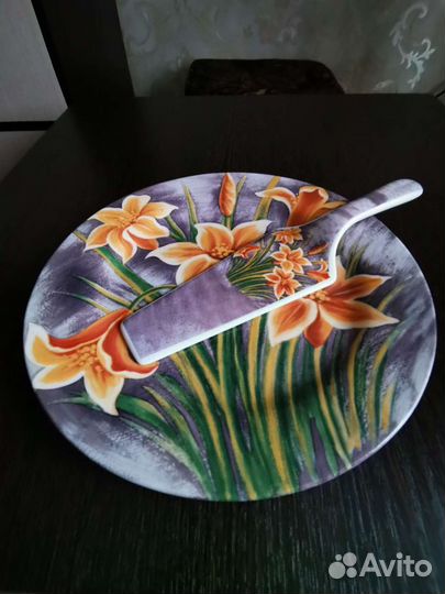 Блюдо для торта с лопатткой