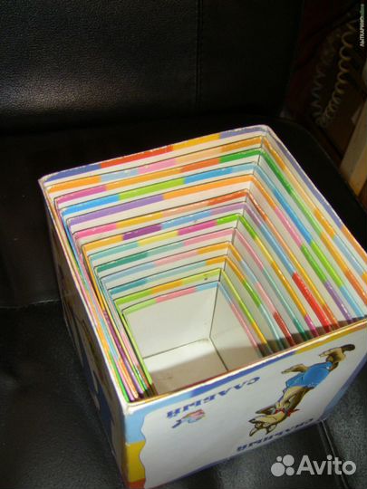 Пазлы, игрушка-каталка, кубики-пирамидка