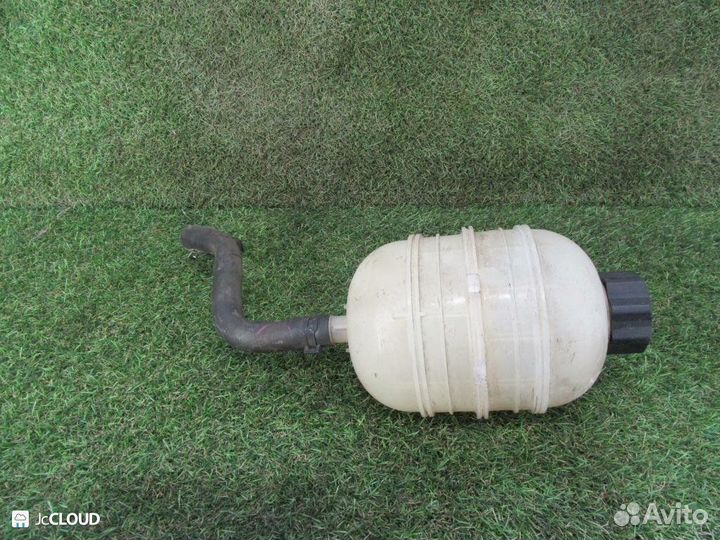 Бачок расширительный на peugeot 206 2A/C TU5JP4