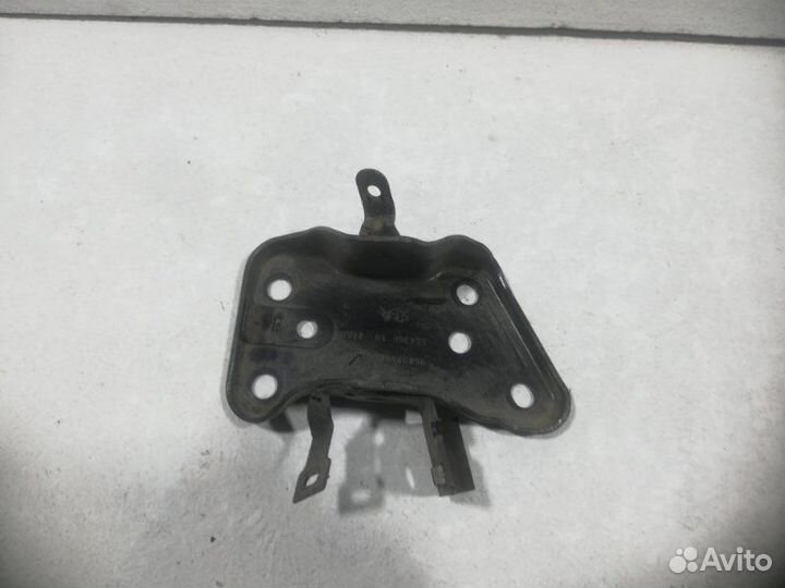 Кронштейн задней балки Peugeot 207 2006-2013
