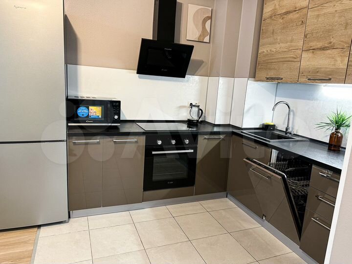 2-к. квартира, 52 м², 13/33 эт.