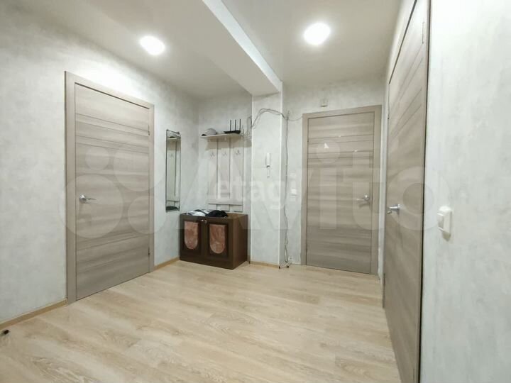 3-к. квартира, 72,1 м², 2/5 эт.