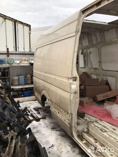 Кузов правая часть w906