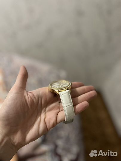 Часы женские