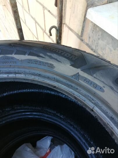 Goodyear UltraGrip Ice 2 235/55 R17 103T