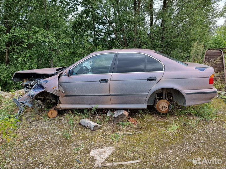 BMW 5 E39 98г 2.5 256S3 АКПП ZF 5HP18 в разборе