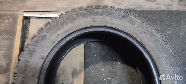 Goodyear UltraGrip 500 205/60 R16