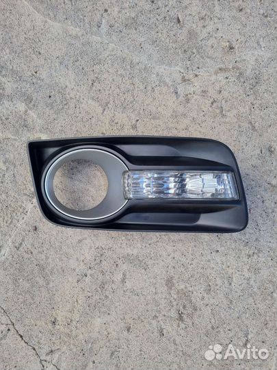 Накладка противотуманки mazda CX 7
