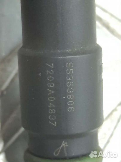 Форсунка Opel Astra H 1.8 2007