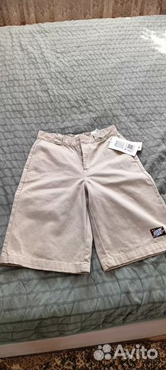Шорты на мальчика р. 40