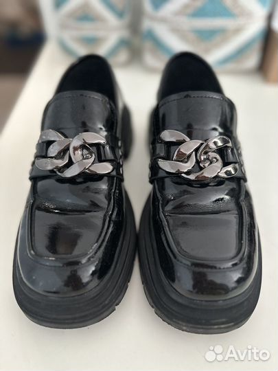 Лоферы женские 39 размер