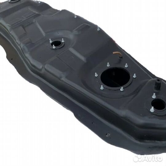 Пластиковый топливный бак Mitsubishi Pajero 3/4