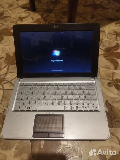 Sony vaio vpcw11S1R нетбук