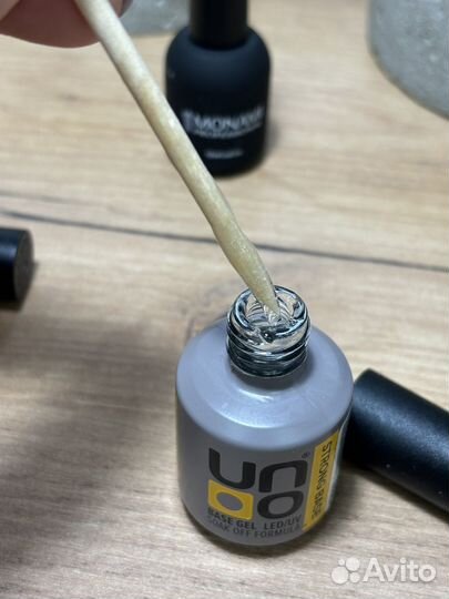 Uno strong и rubber базы для ногтей