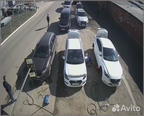 Шиномонтажник