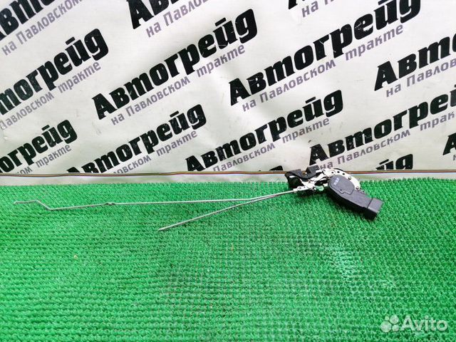 Замок двери задний правый Toyota Corona Premio