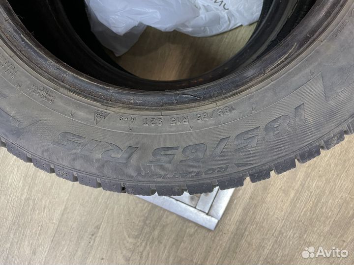 Pirelli Ice Zero 185/65 R15