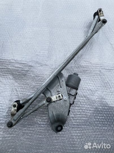 Трапеция стеклоочистителя Renault Logan 1