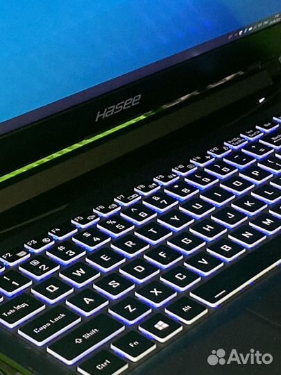 Ноутбук i7 10th/GTX1650