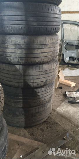 Tracmax X-Privilo TX3 215/50 R17