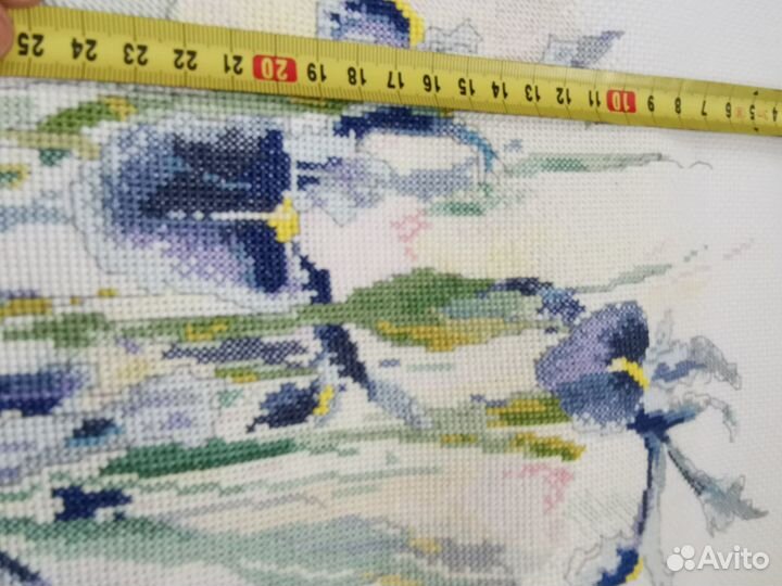 Вышивка ирисы