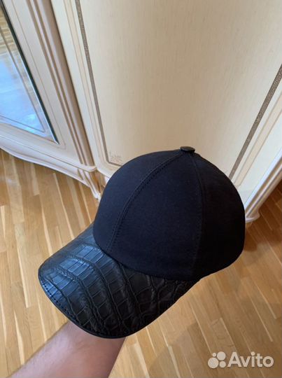 Кепки Бейсболки из кожи крокодила