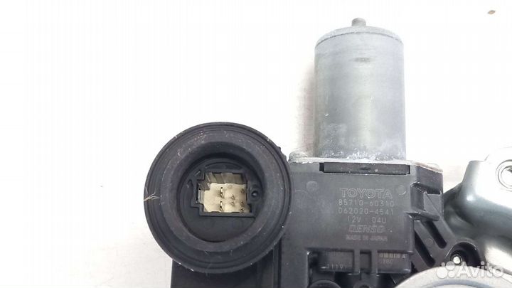 Стеклоподъемник передний правый Toyota Camry XV50