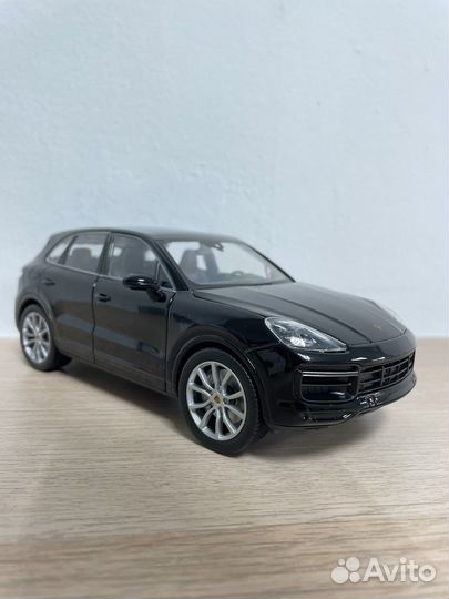 Porsche cayenne turbo модель Welly 1:24