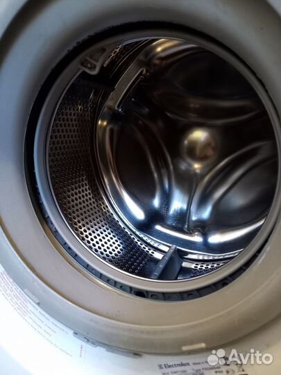 Стиральная машина Electrolux EWF 1090. Б/у