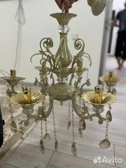 Люстра потолочная