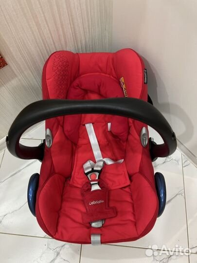 Автолюлька maxi cosi cabriofix до 13 кг