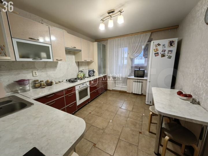 2-к. квартира, 58 м², 9/9 эт.