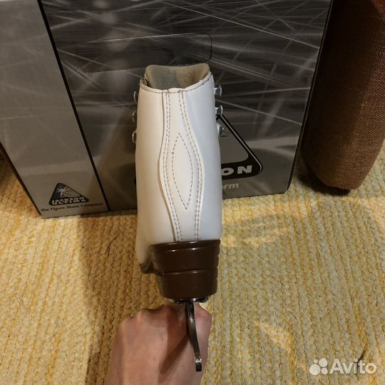 Детские фигурные коньки Jackson Artiste