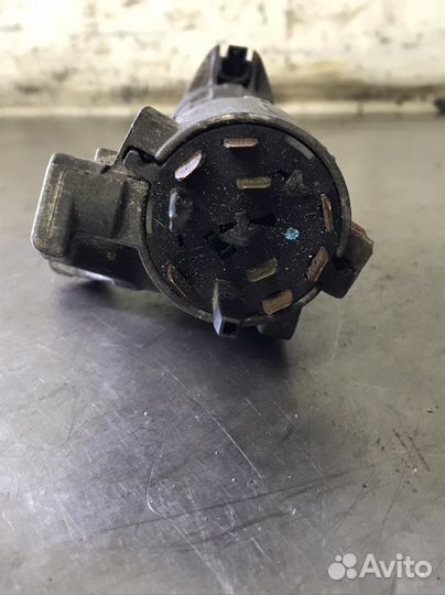 Замок зажигания skoda Octavia A4